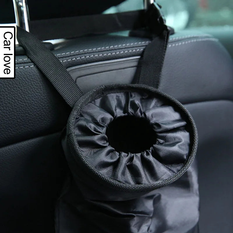 Close view of the gathered opening and top strap